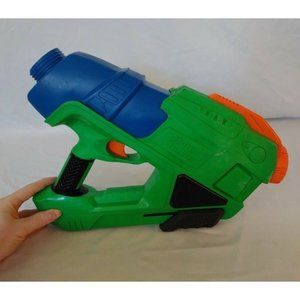 Super Soaker Gamma Strike Water Blaster Incredible Hulk Missing Cap Rare Blaster